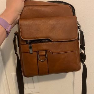 Fabriano Italia Messenger bag - brown